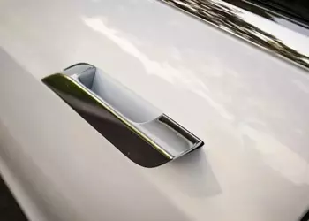 Tesla could be forced to abandon retractable door handles after a series of high-profile crashes