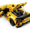 Перший ракурс моделі Lego Technic Corvette Stingray C8