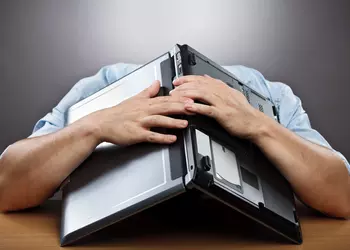 IDC: рынок ПК в 2015 году упал на 10.4%, хотя Apple выросла на 6.2%