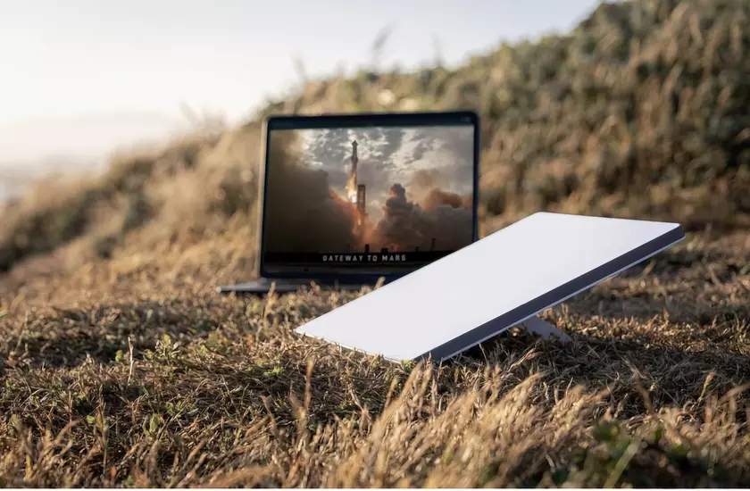 Компания Илона Маска SpaceX представила Starlink Mini для туристов со встроенным роутером и возможностью питаться от пауэрбанка 