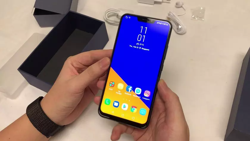 Как будет выглядеть Asus ZenFone Max Pro M2: клон ZenFone 5Z с «челкой»