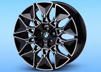 BMW i3: Новая эра экологии с 30% переработанных материалов и "зелёным" производством