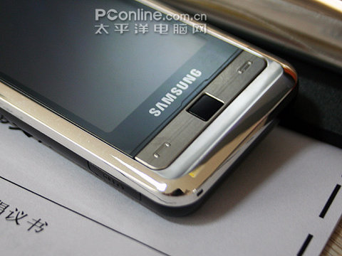 Samsung_i900_5.jpg