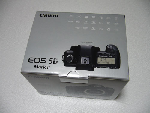 eos_5d_markII_unboxing_01.jpg