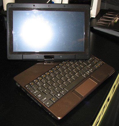 gigabyte-m1028.jpg