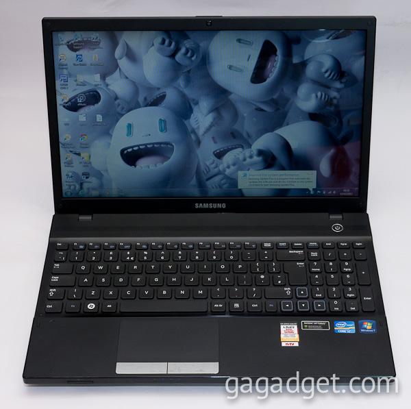 samsung_300v5-3.jpg