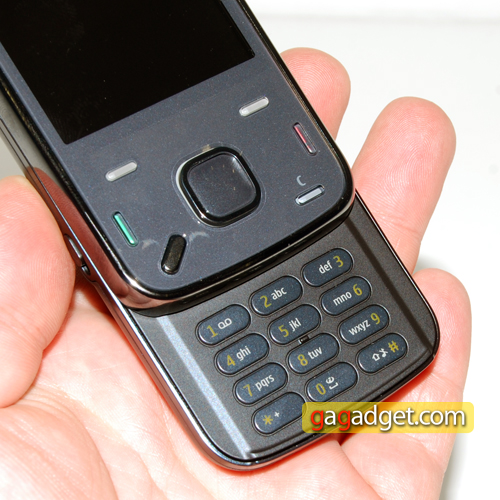 NokiaN86_8MP_3.jpg