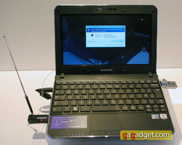 SamsungCES2010_48.jpg