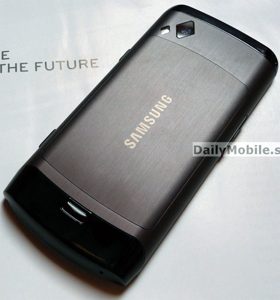 SamsungS8500Wave_02.jpg