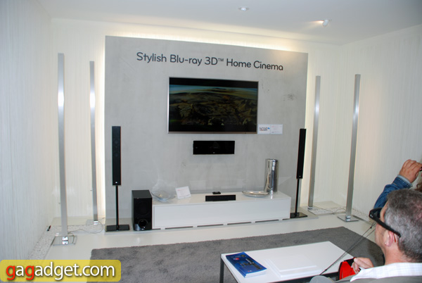 LG_IFA2010_17.jpg