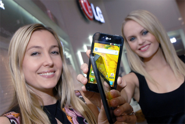 LG_OptimusBlack_04.jpg