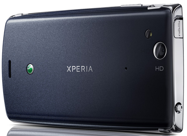 SonyEricsson_arc_02.jpg