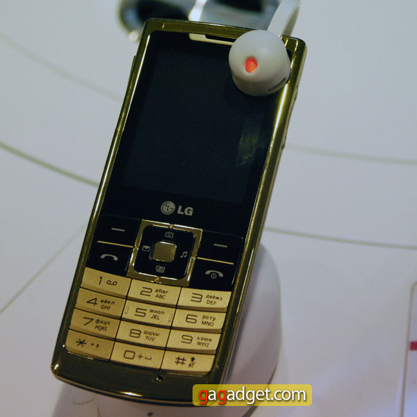 LG_S310_02.jpg