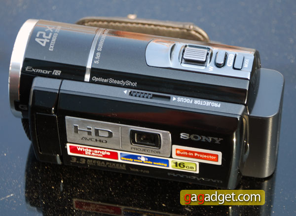 Sony2011_03.jpg