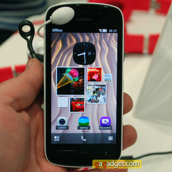 Nokia808_01.jpg