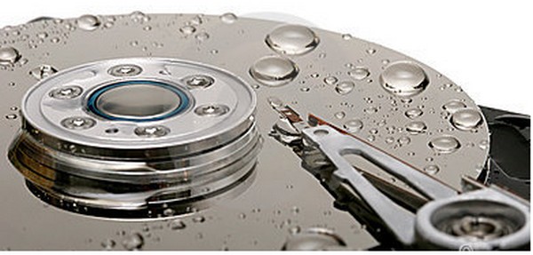 wet-hard-drive1.jpg