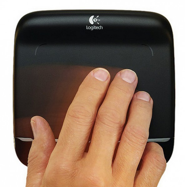 wireless-touchpad-thumb-550xauto-70547_cr_cr.jpg