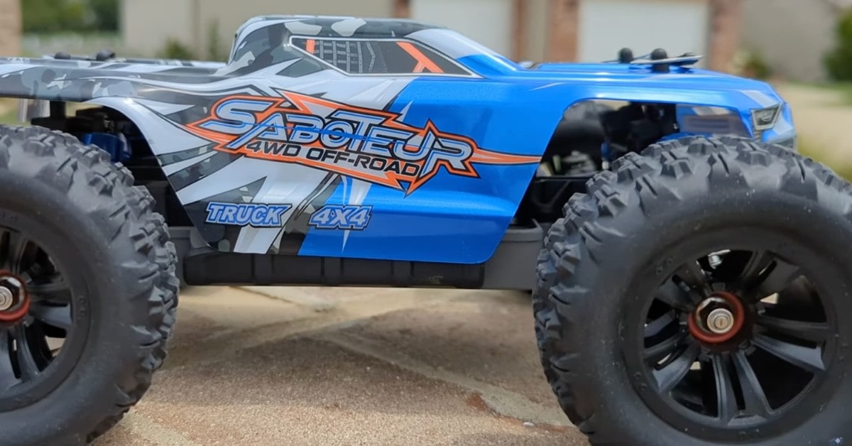 1:16 DEERC H16E deerc remote control car