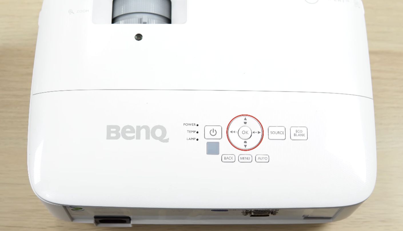 BenQ TH671ST gaming projector for Switch