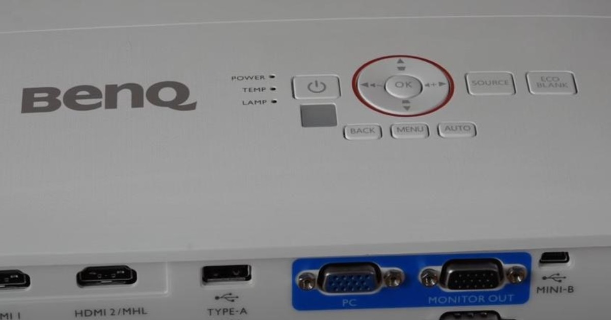 BenQ TH671ST projectors for small rooms