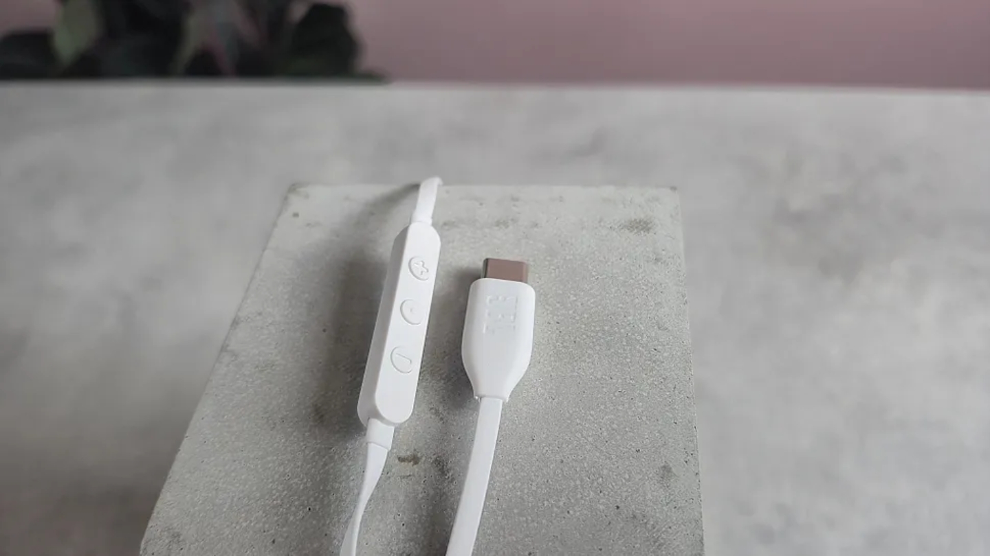 Écouteurs filaires JBL Tune 310C USB-C Android