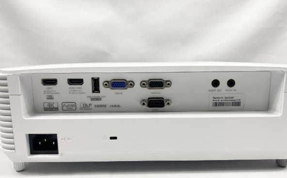 EH200ST vs GT1080HDR comparison