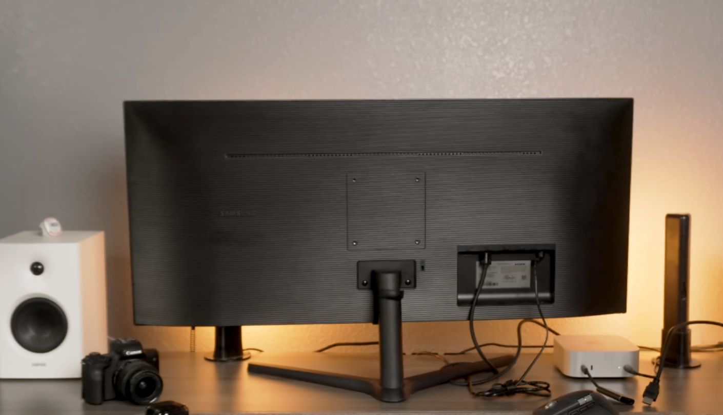 Samsung ViewFinity S50GC curved ultrawide monitor for multitasking