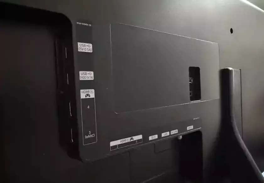 Samsung OLED S90F smart TV streaming quality