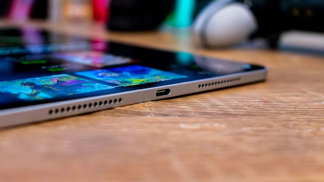 Apple iPad Pro 13 M4 vs Samsung Galaxy Tab S10 Ultra