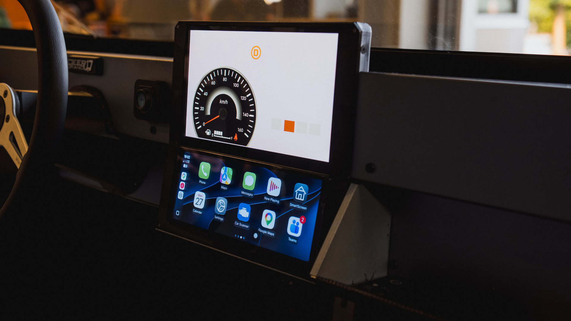 Інтер'єр та задня частина Luminetta