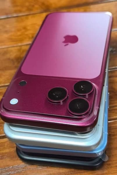 Вид блока камер iPhone 18 Pro