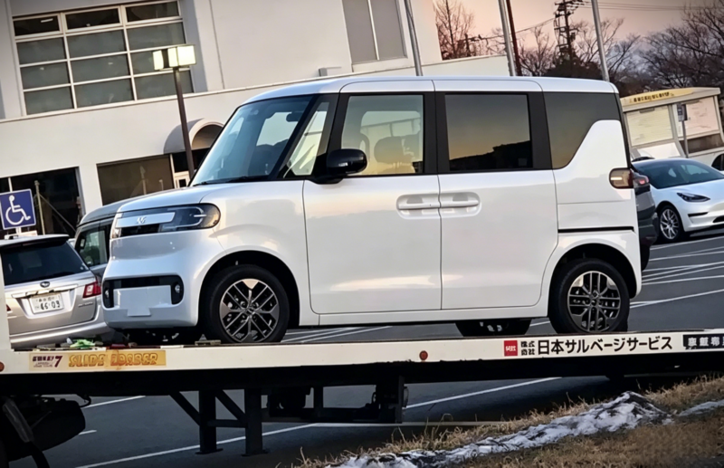 Електромобіль BYD Racco