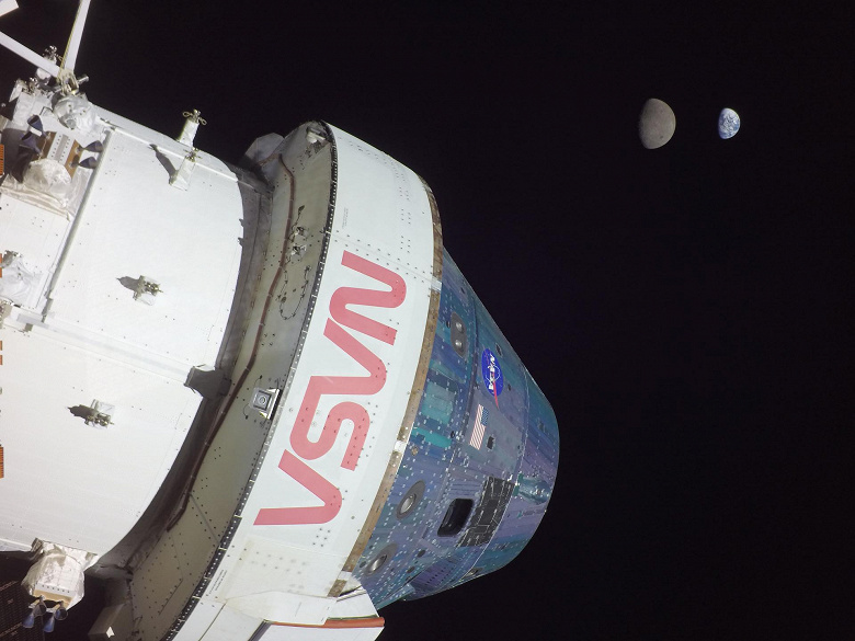 Космический корабль Orion миссии Artemis II