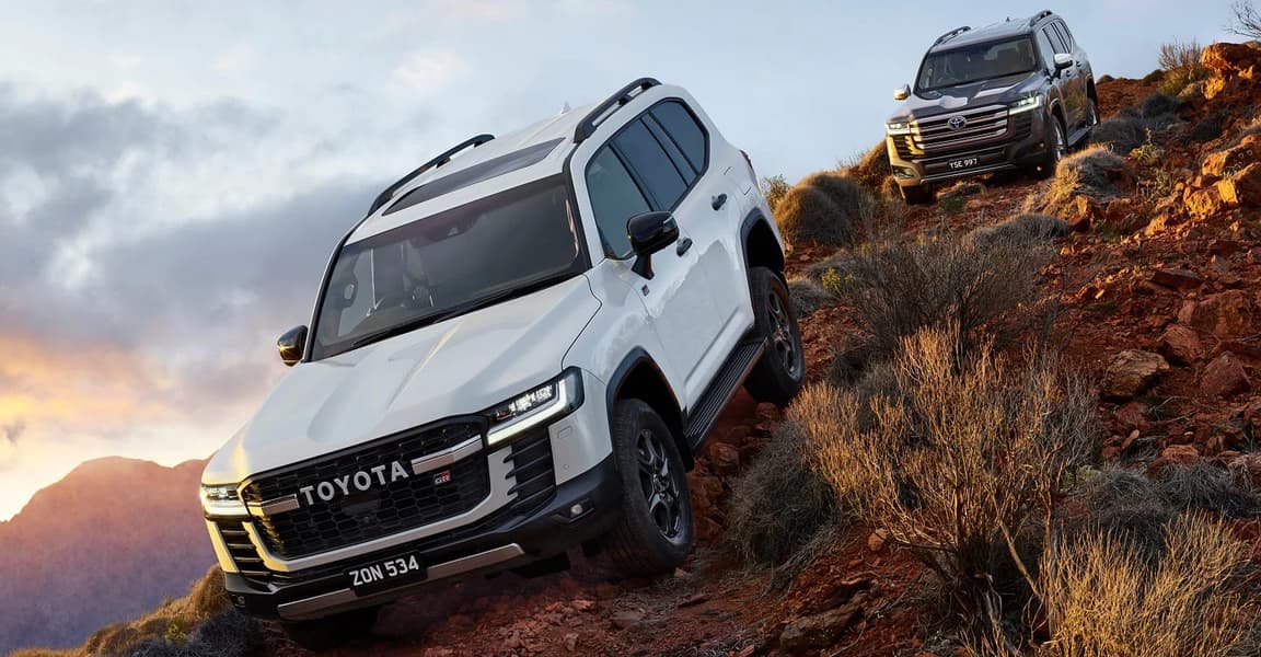 Toyota Land Cruiser 300 Hybrid