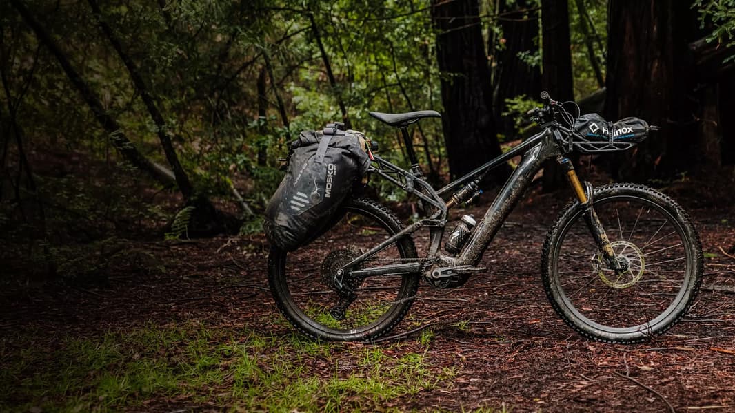 Електровелосипед Specialized Levo 4 X