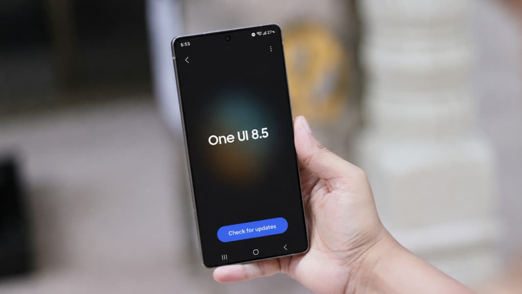 Интерфейс One UI 8.5 на смартфоне Samsung