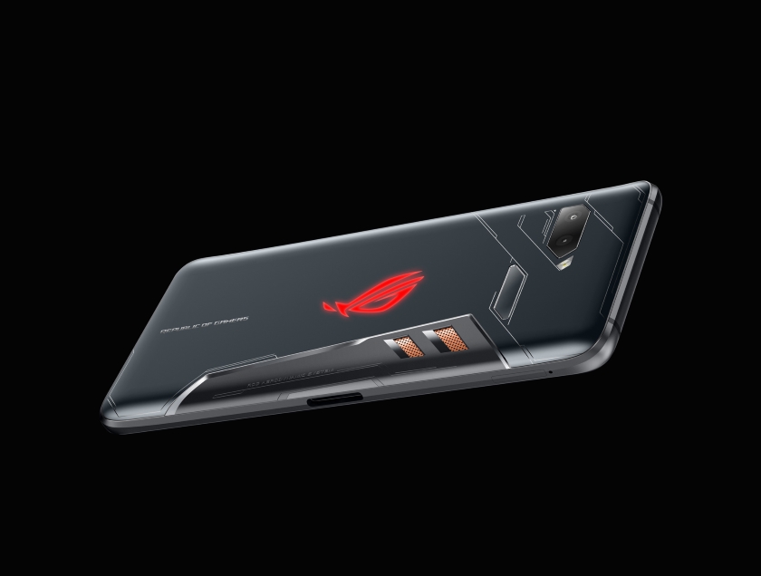 Игровой смартфон ASUS ROG Phone появится на глобальном рынке в октябре