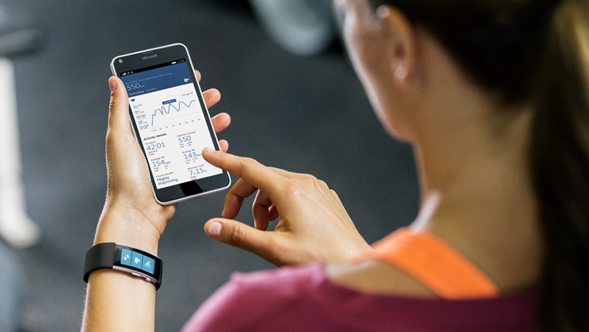 Microsoft Band 2: дорогой фитнес-трекер с максимальным набором датчиков
