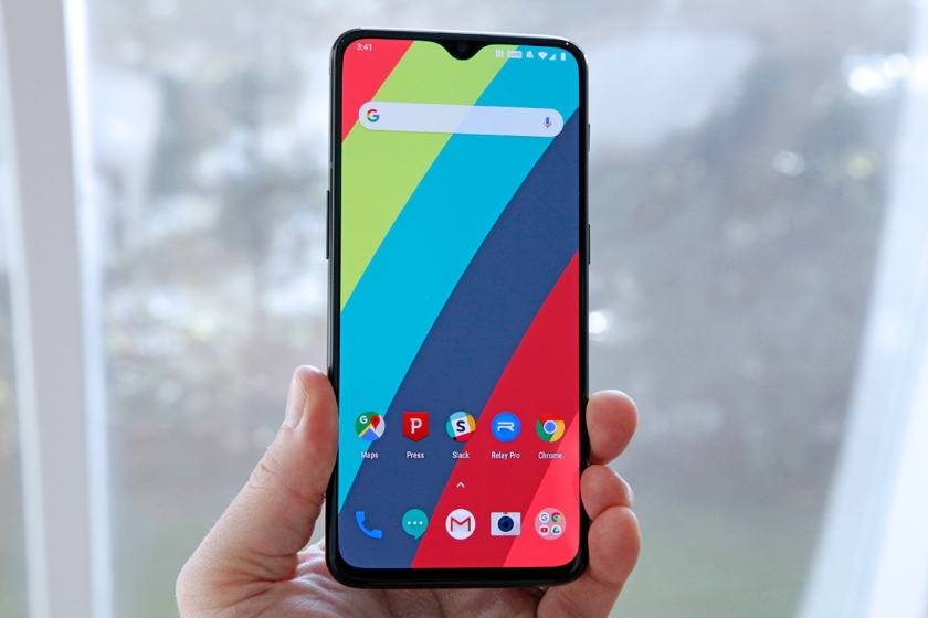 Смартфон OnePlus 6T получил новое обновление системы OxygenOS 9.0.6
