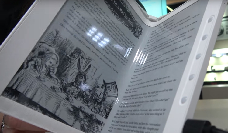 Компания E Ink продемонстрировала новый гибкий дисплей на основе электронной бумаги