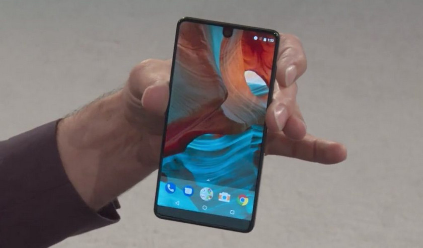 Essential Phone подешевел на $200 всего за пару месяцев