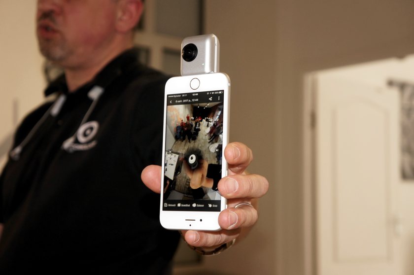 В Украине официально представили сферические камеры Insta360 для iPhone и Android
