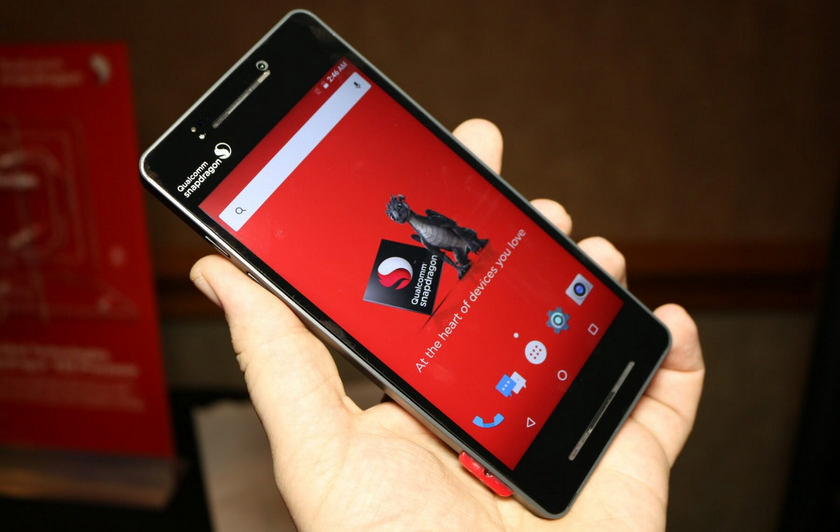 Флагман Nokia 8 тайком привезли на CES 2017