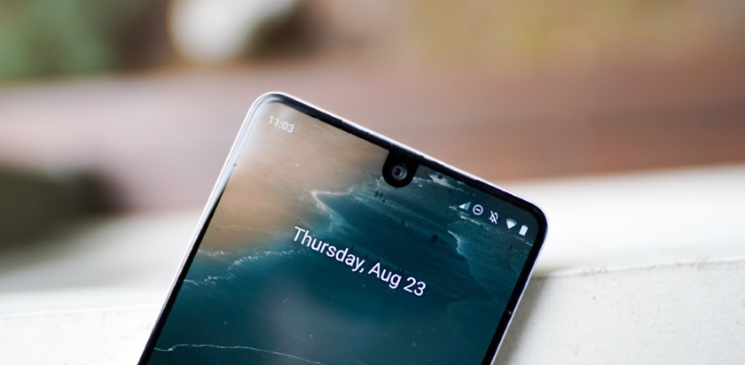 Официальный постер Nubia Z18: каплевидный вырез и дисплей с тонкими рамками