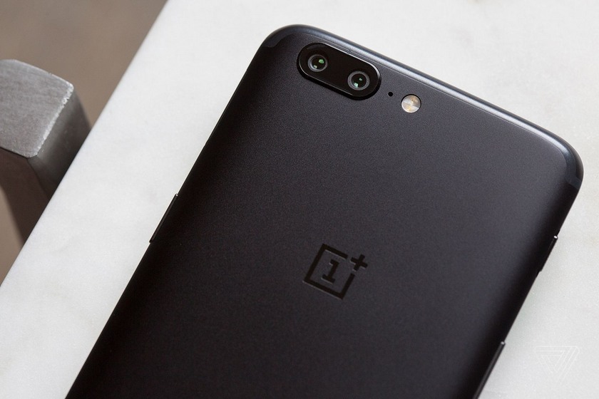 OnePlus 5 показали вживую за день до анонса