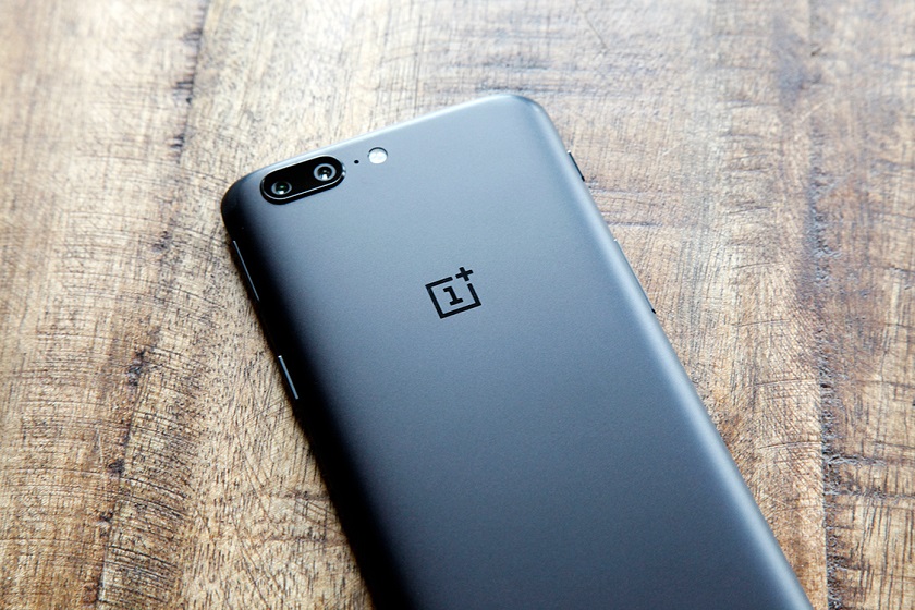 OnePlus 5 словили на махинациях с тестами, но это не помешало ему поставить рекорды продаж