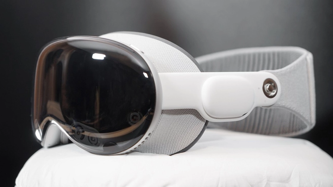 Apple Vision Pro: Заглиблюємося в новий рівень віртуальності