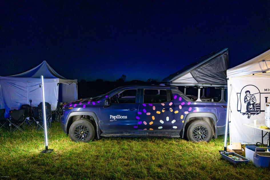 Chevrolet Silverado EV на майданчику туру «Le goût du paysage» у Квебеку