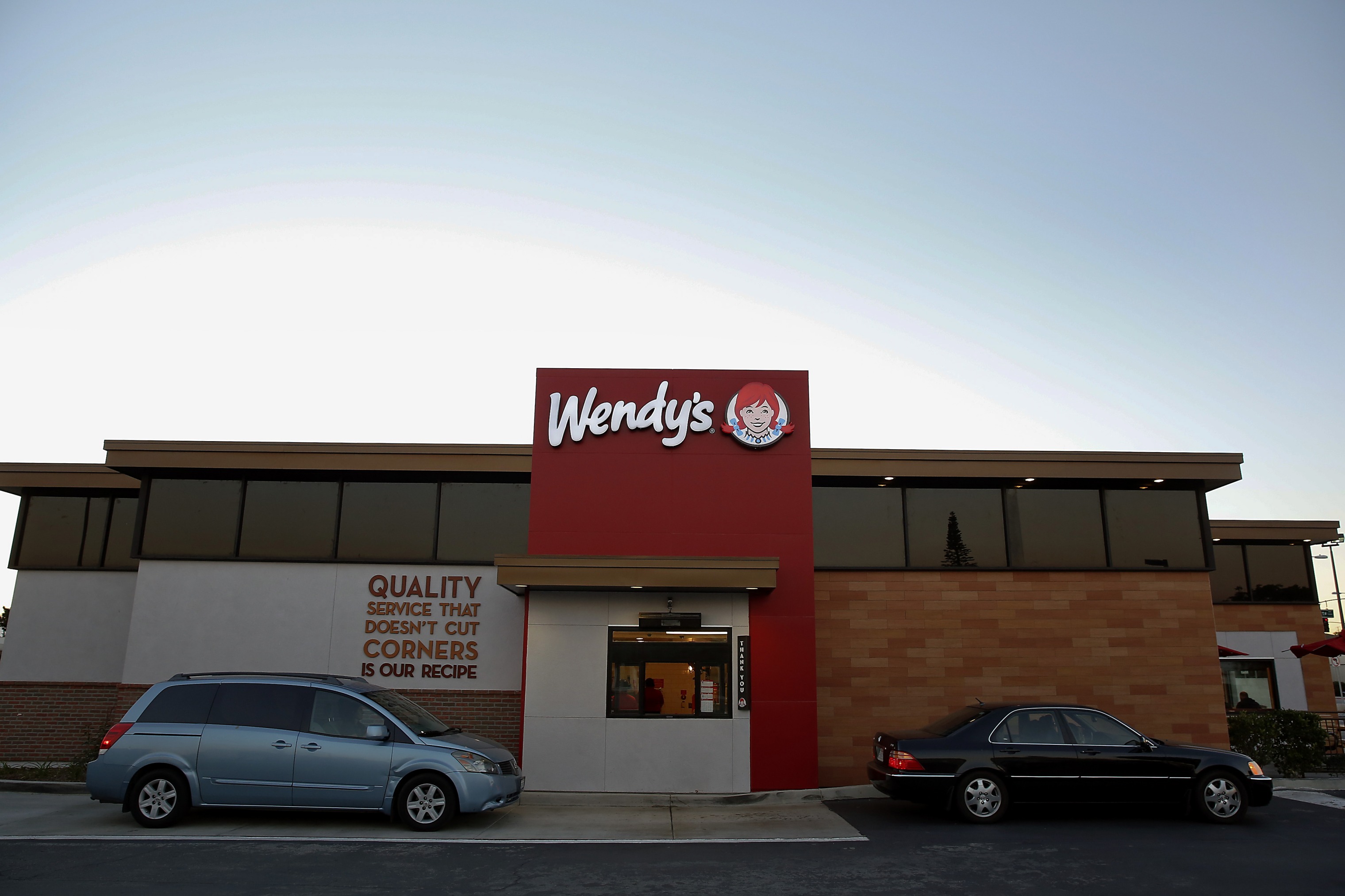 Wendy's teste un chatbot doté d'une intelligence artificielle pour prendre les commandes des restaurants