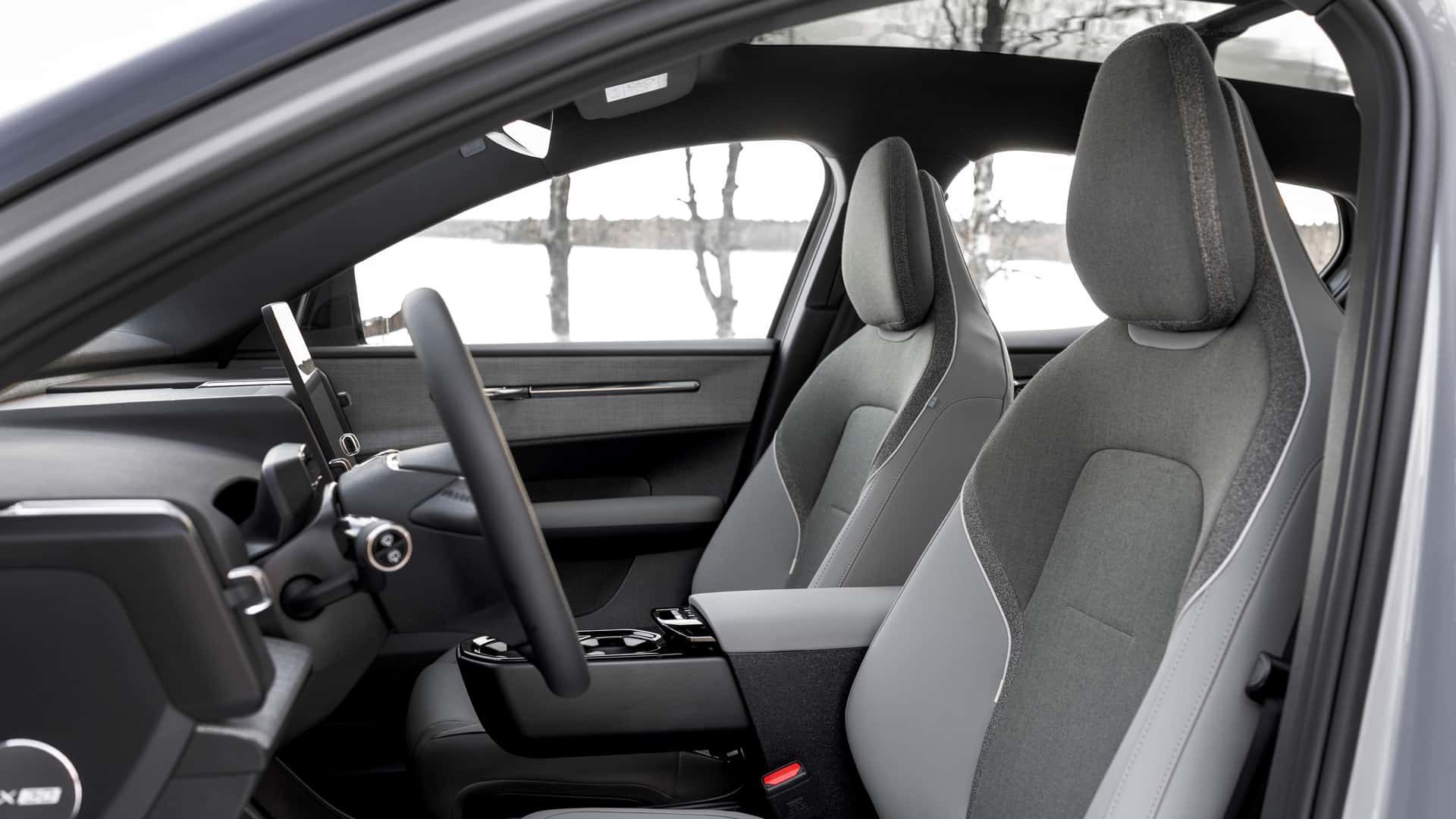 Volvo EX30 Cross Country interior